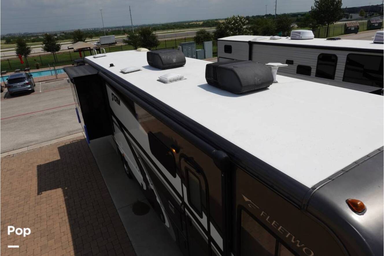 A photo of this 2016 Fleetwood Storm 35SK