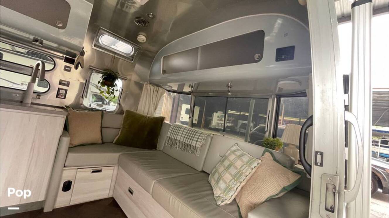 A photo of this 2024 Airstream International 28RB