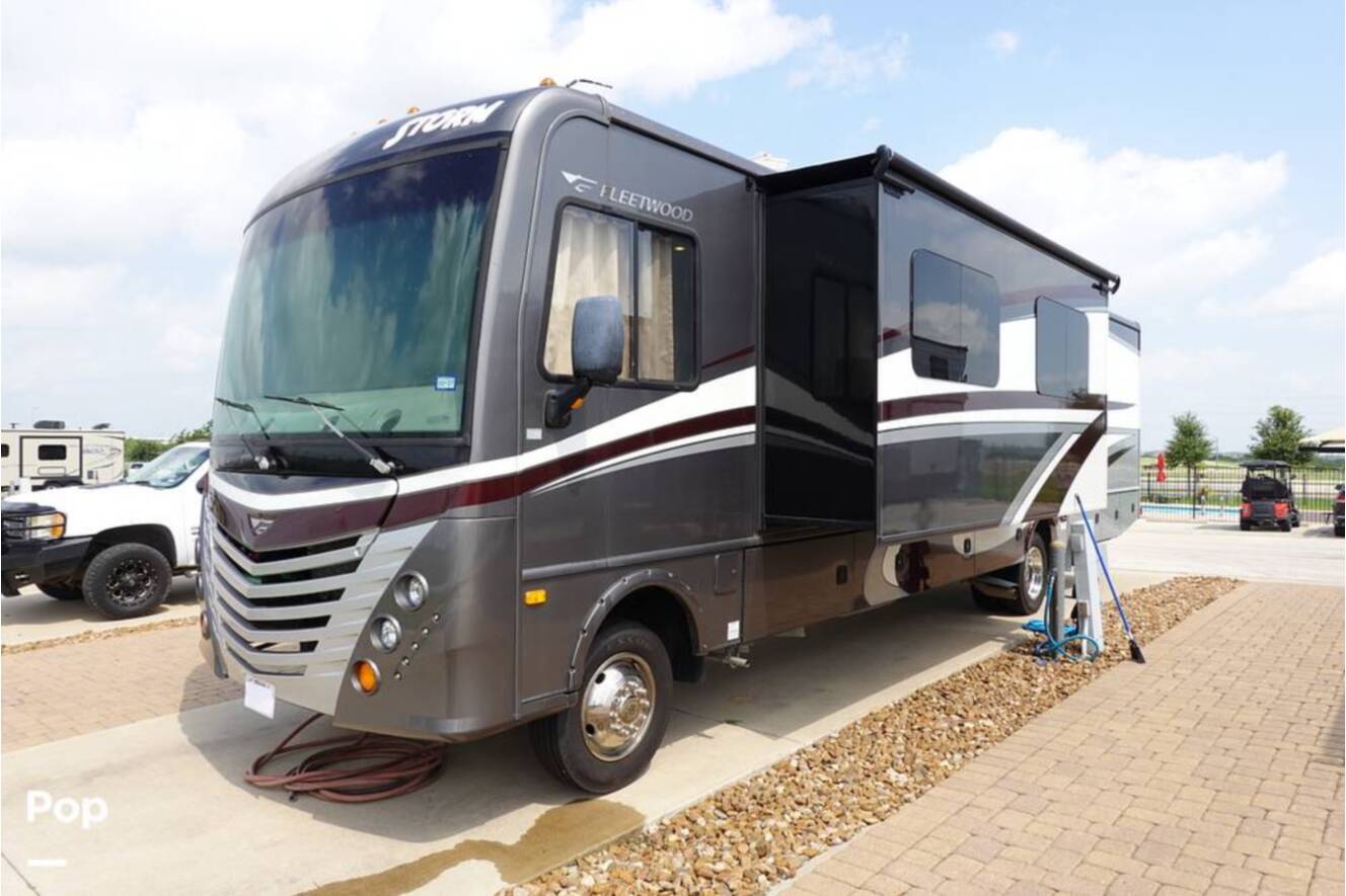 A photo of this 2016 Fleetwood Storm 35SK