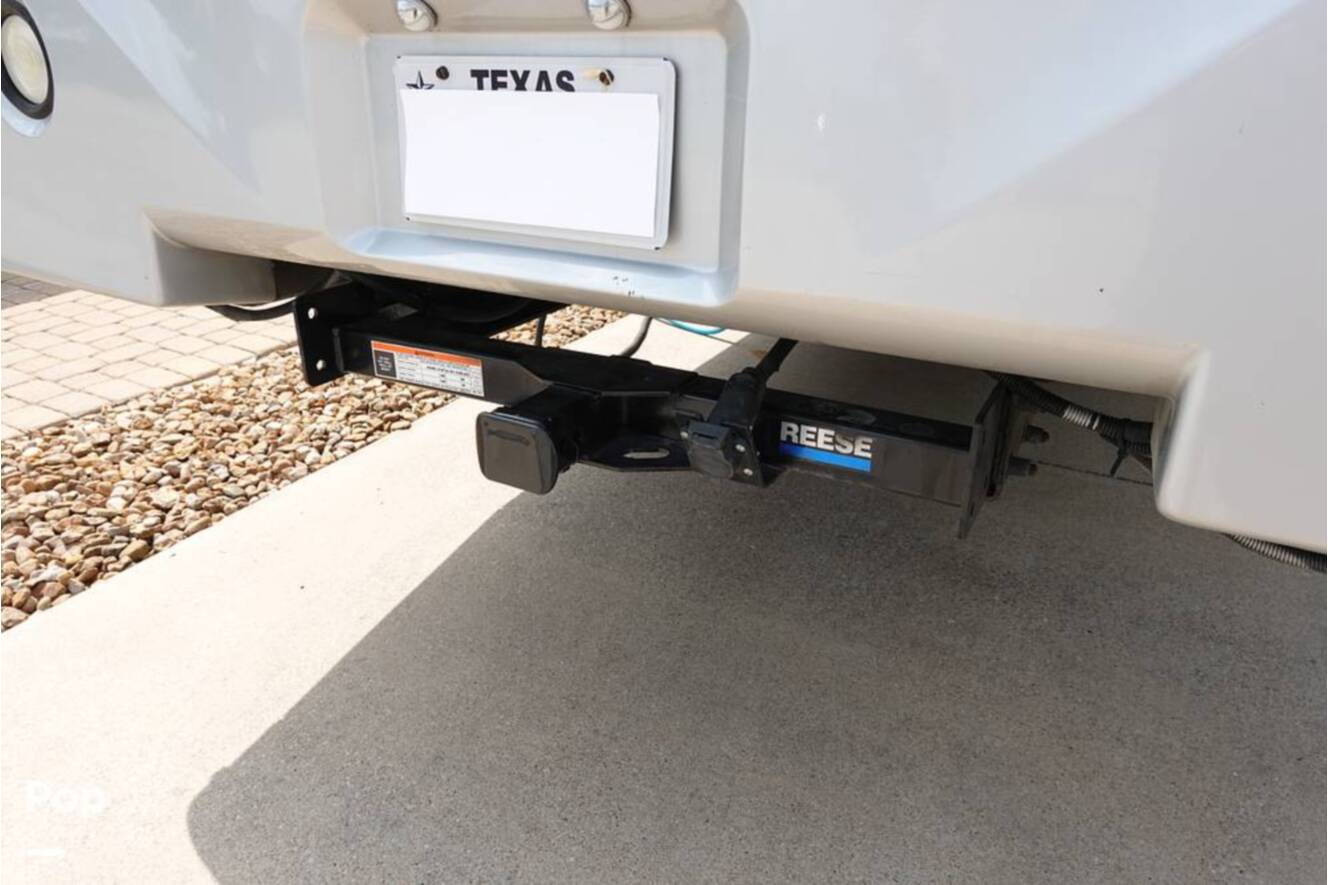 A photo of this 2016 Fleetwood Storm 35SK