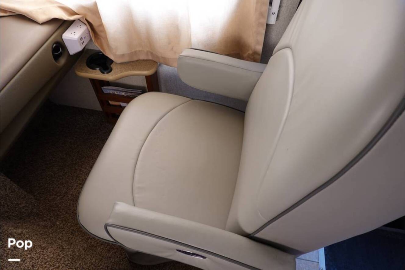 A photo of this 2016 Fleetwood Storm 35SK