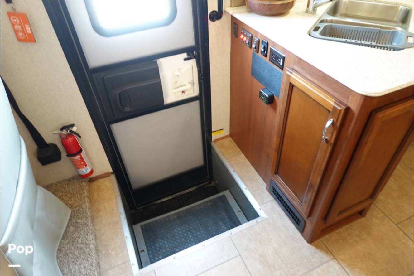A photo of this 2016 Fleetwood Storm 35SK
