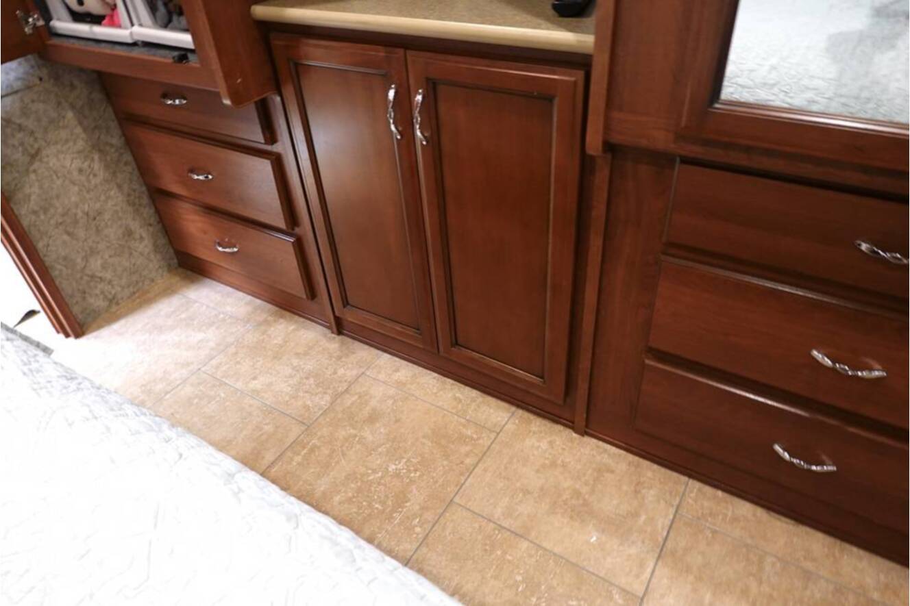 A photo of this 2016 Fleetwood Storm 35SK