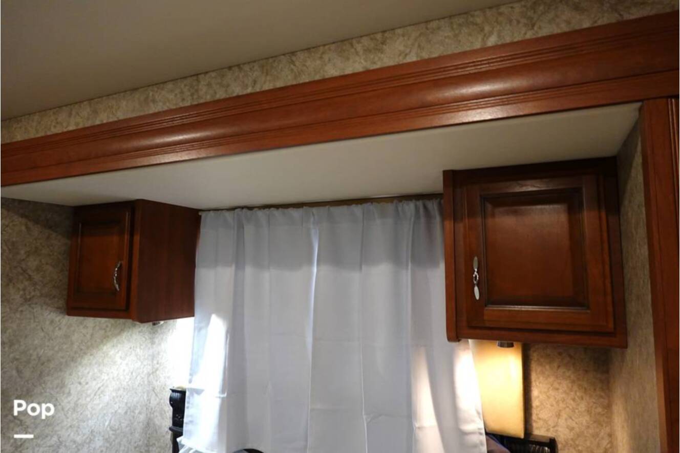 A photo of this 2016 Fleetwood Storm 35SK