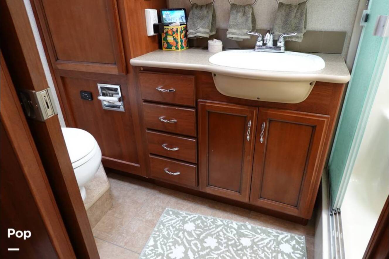 A photo of this 2016 Fleetwood Storm 35SK