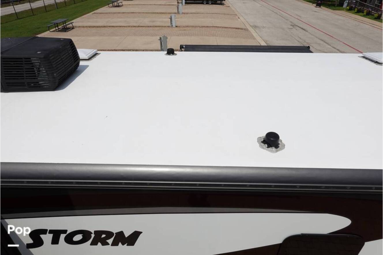 A photo of this 2016 Fleetwood Storm 35SK