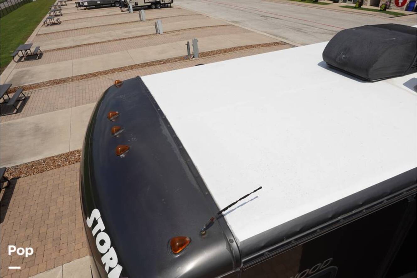 A photo of this 2016 Fleetwood Storm 35SK