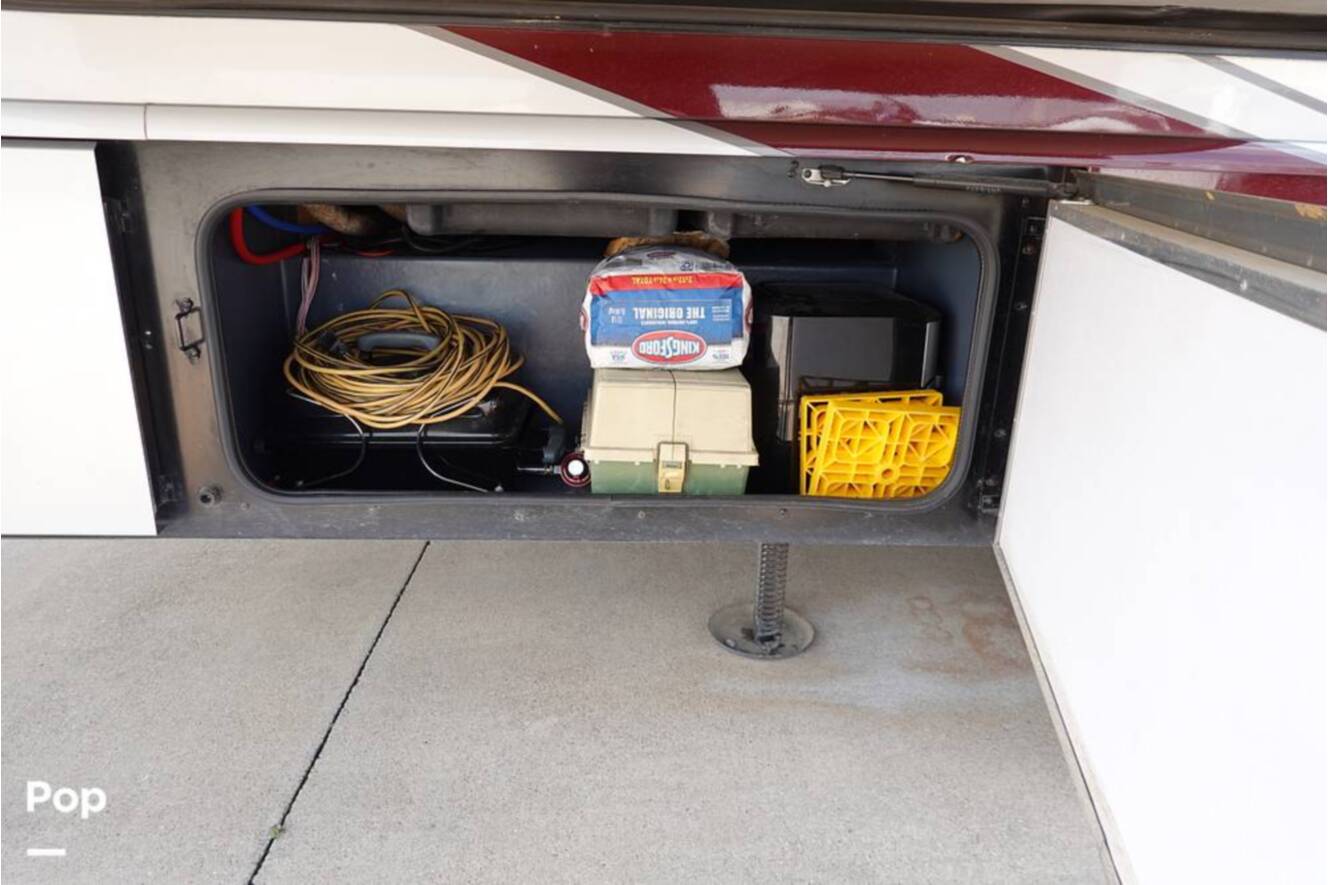 A photo of this 2016 Fleetwood Storm 35SK