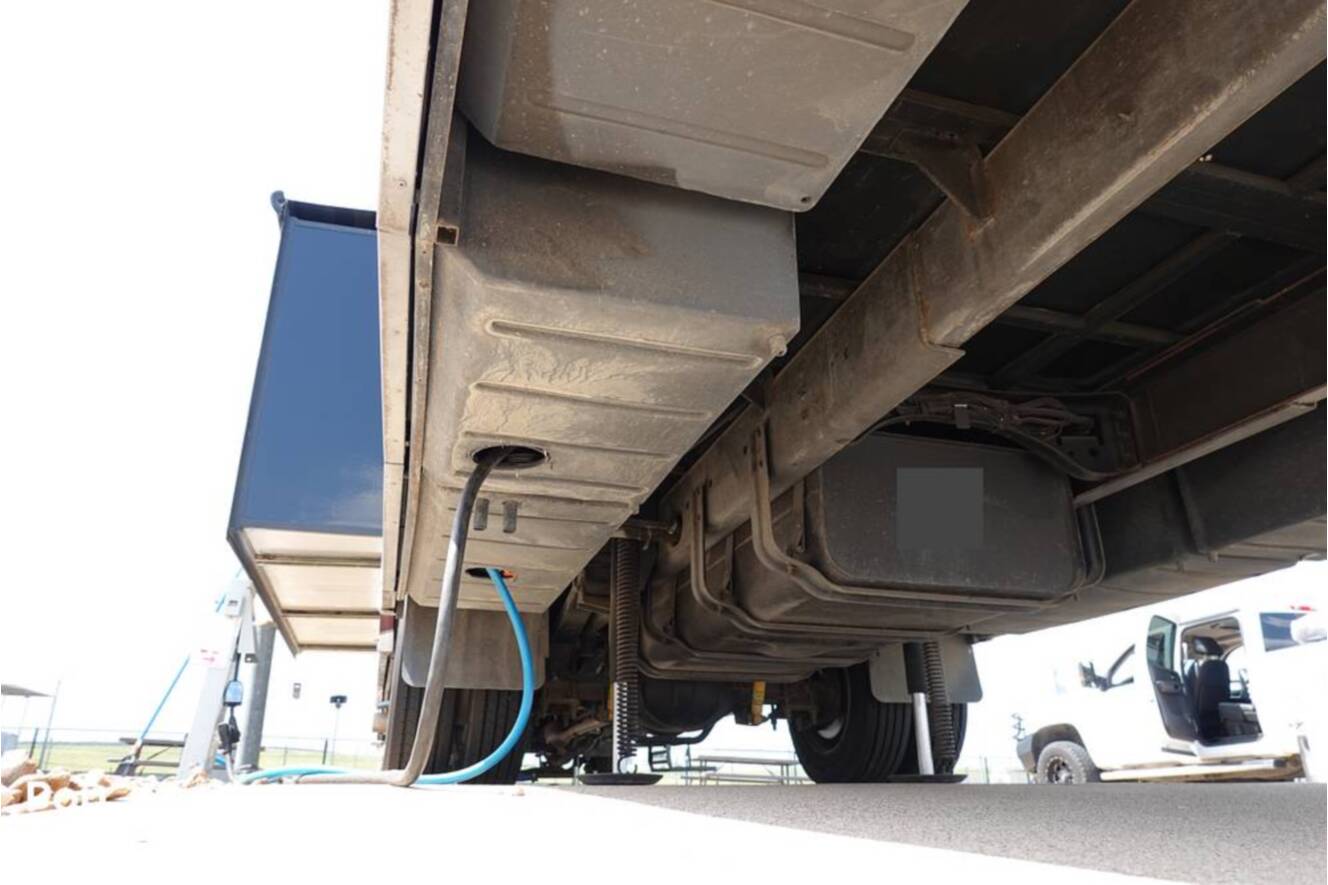 A photo of this 2016 Fleetwood Storm 35SK