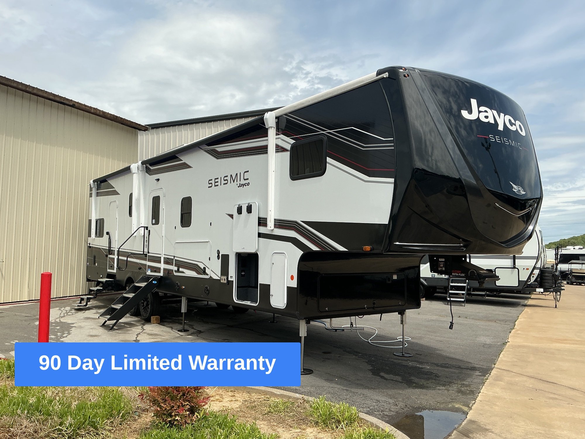 2026 Jayco Seismic 359 in sevierville TN