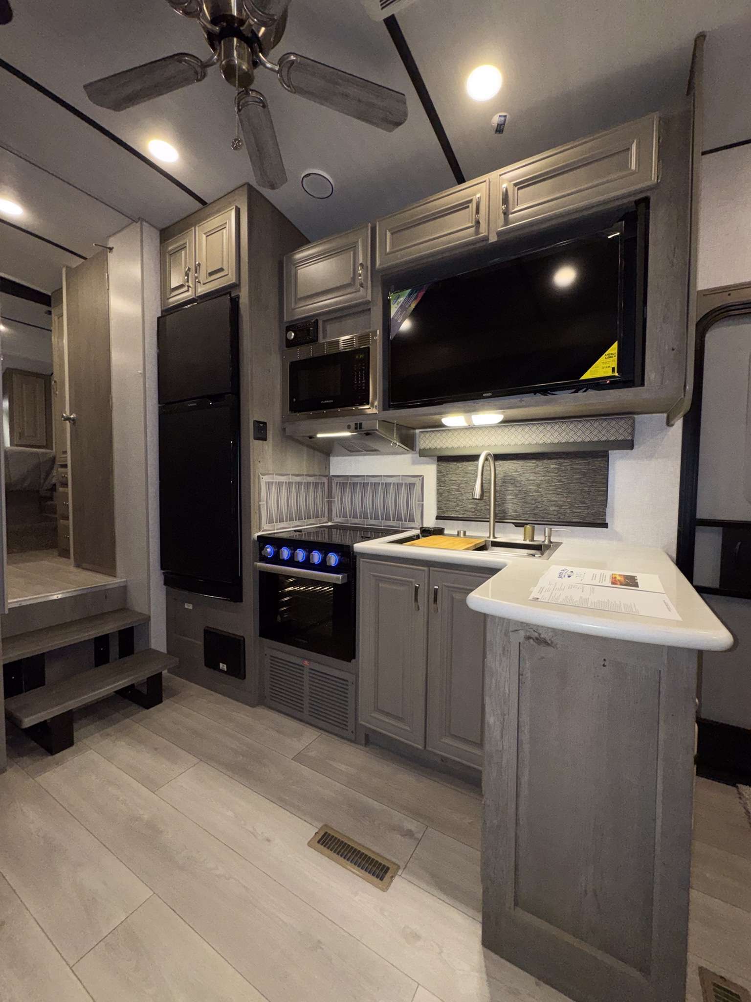 New 2026 Northwood Arctic Fox Rapid 225RBS For Sale in Evansville
