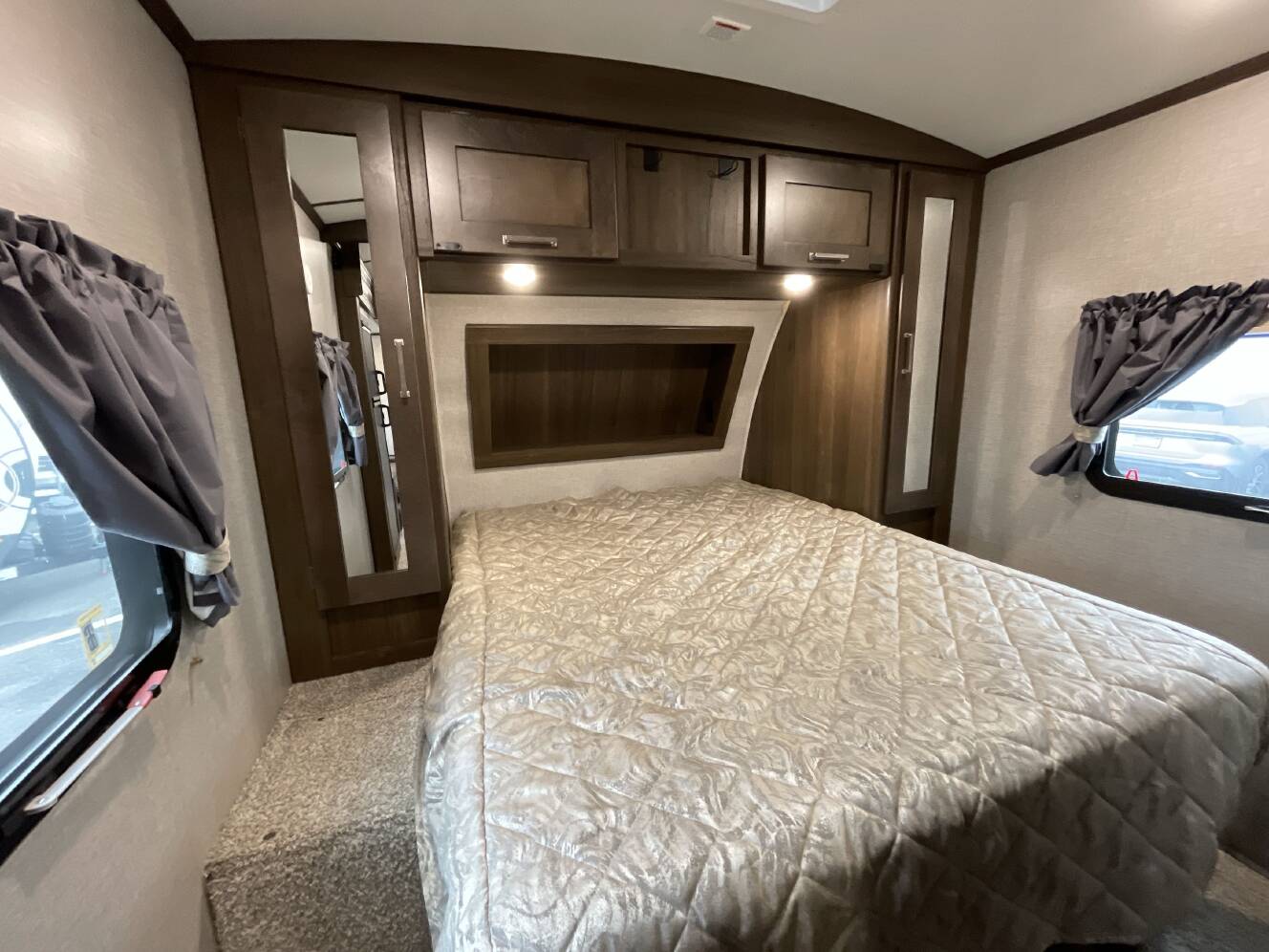 A photo of this 2019 Keystone LAREDO 225MK