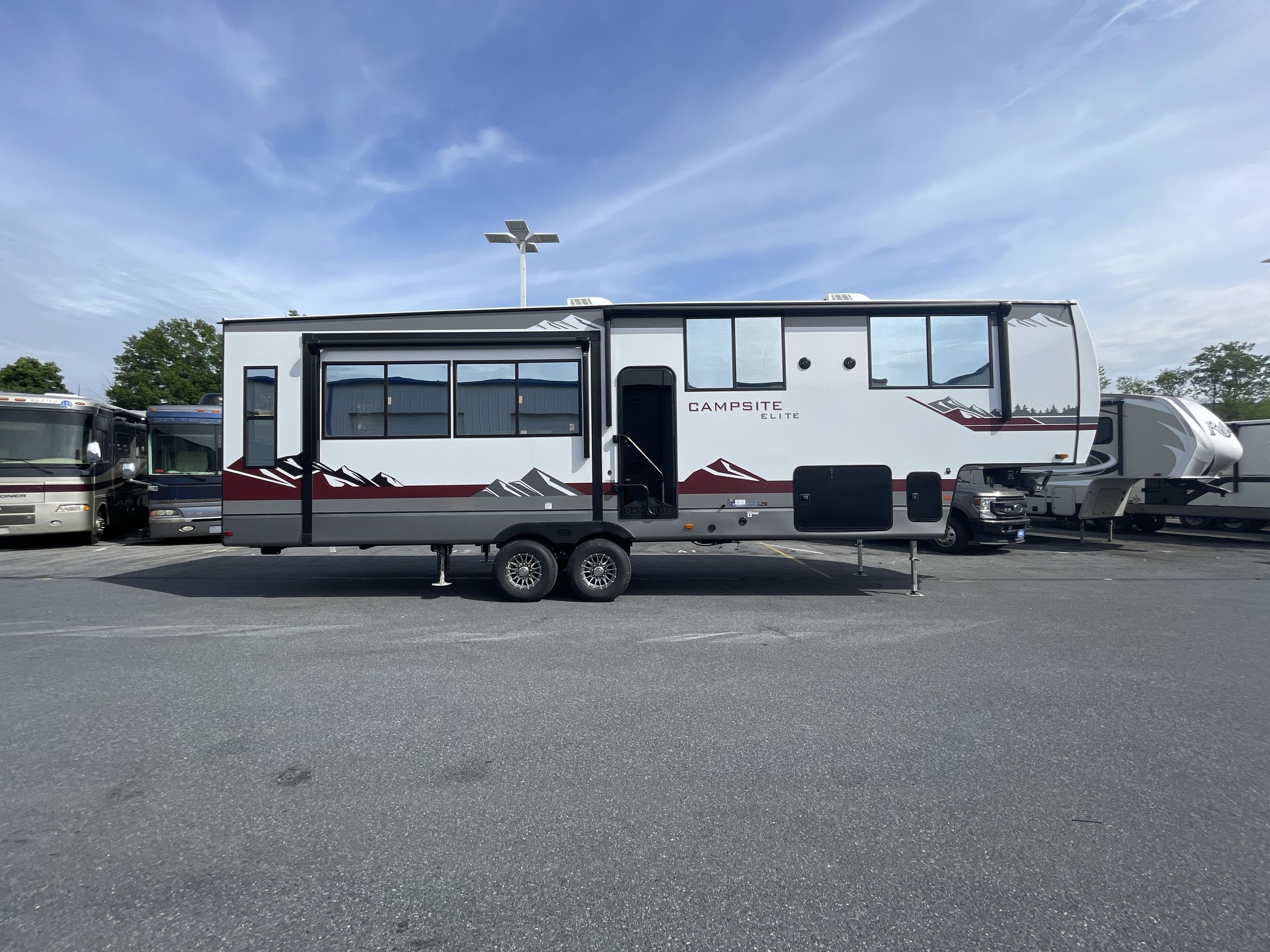 2026 Forest River CAMPSITE ELITE 32BAM in hamburg PA