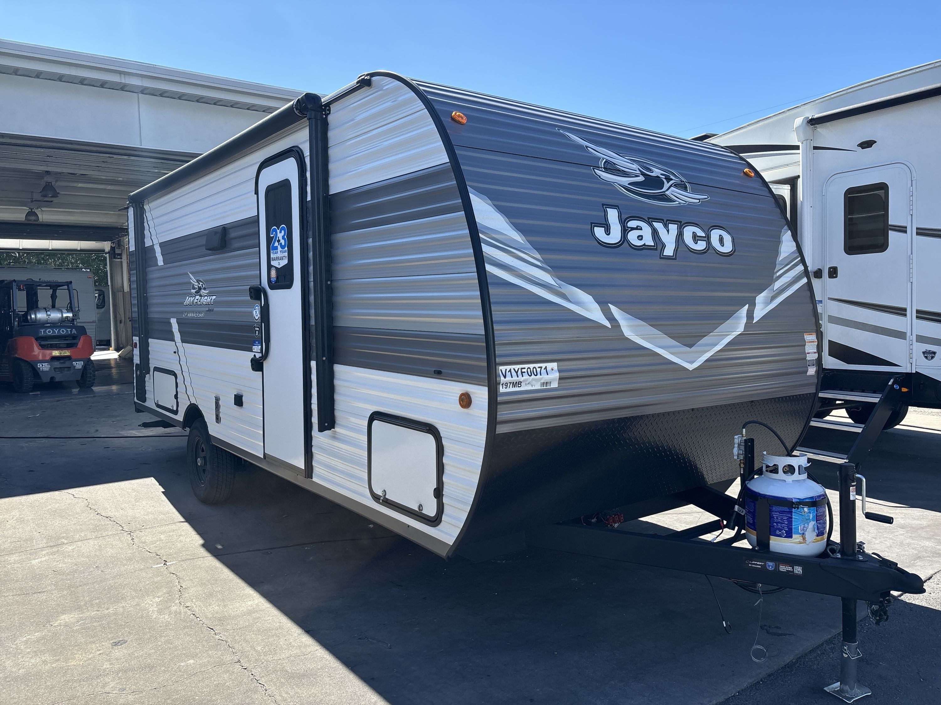 2027 Jayco JAY FLIGHT 197MB in brooksville FL