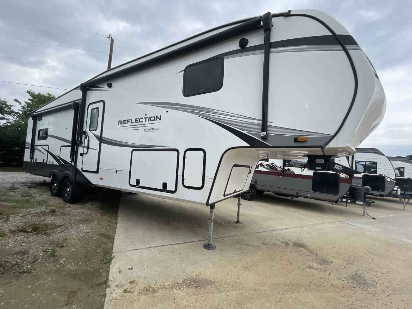 A photo of this 2023 Grand Design REFLECTION 320MKS