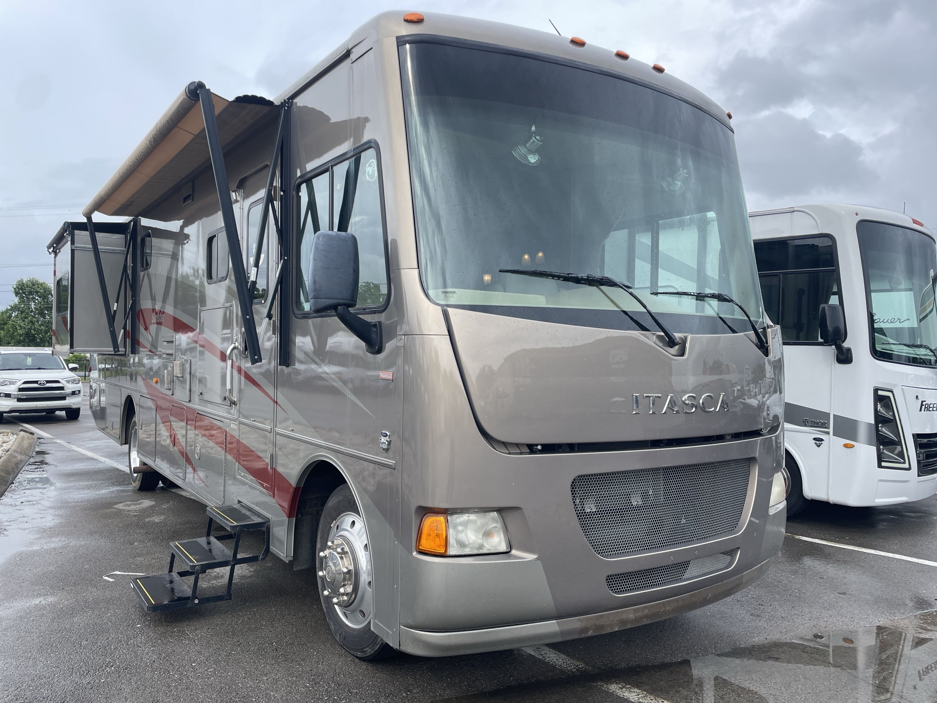 2014 Itasca SUNSTAR 35F in nashville TN