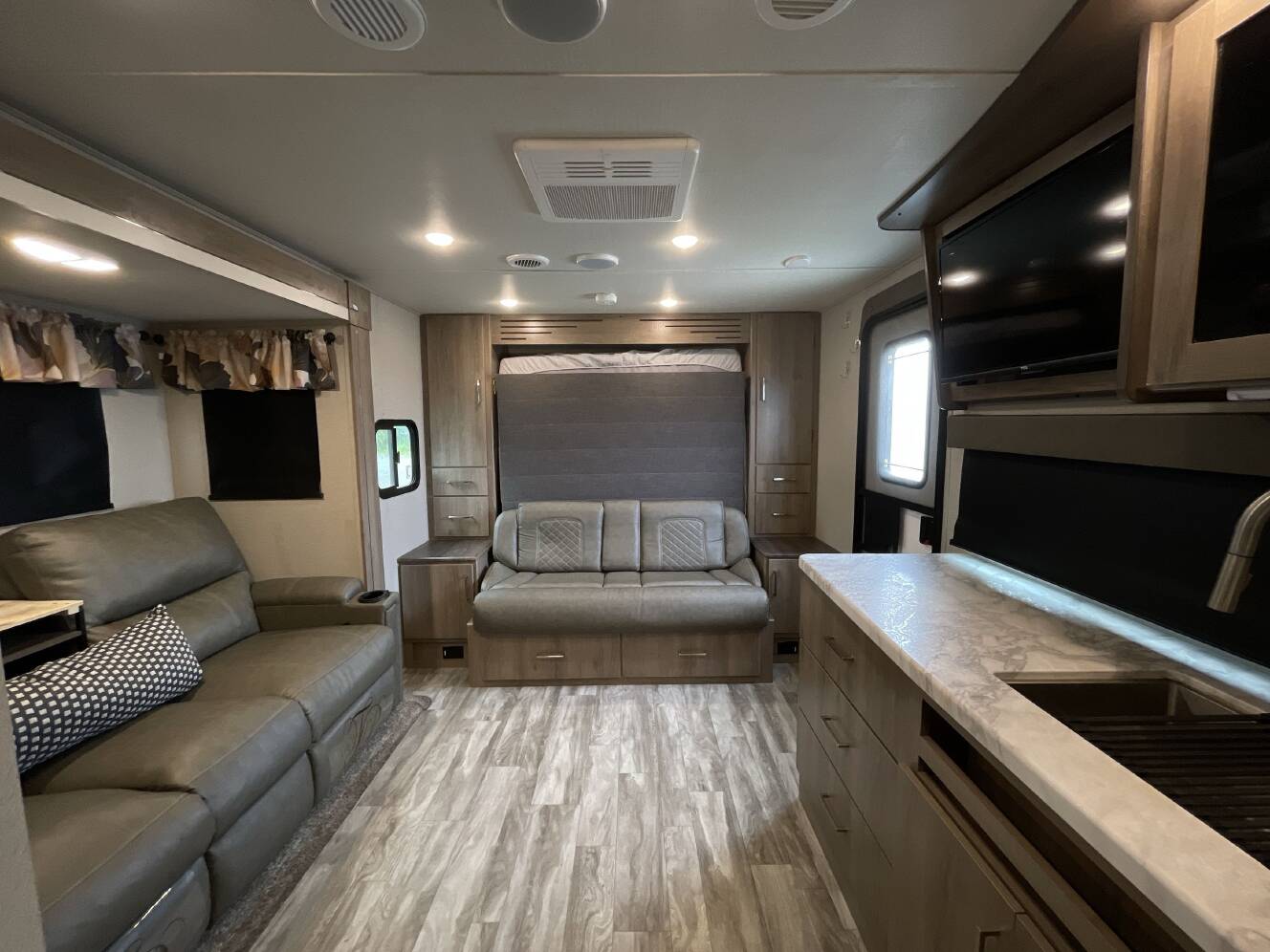 A photo of this 2022 Grand Design IMAGINE XLS 17MKE