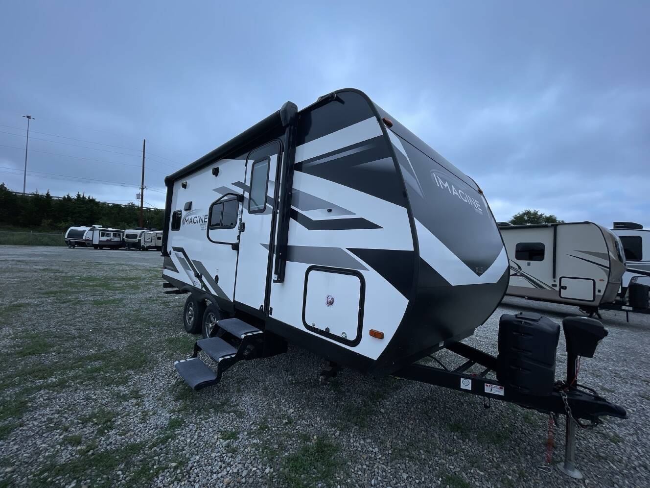 A photo of this 2022 Grand Design IMAGINE XLS 17MKE