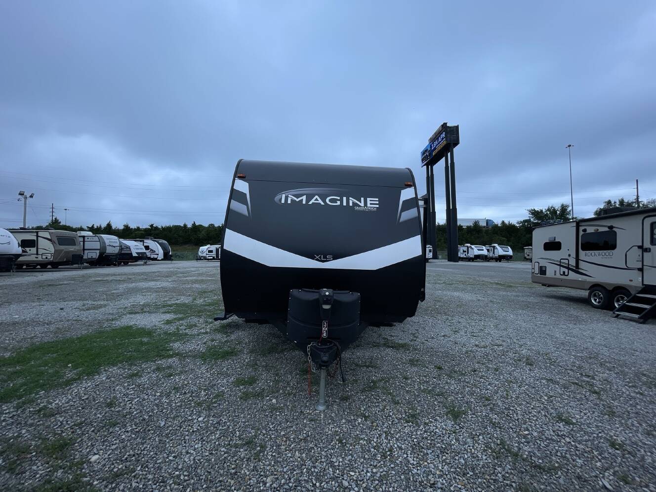 A photo of this 2022 Grand Design IMAGINE XLS 17MKE