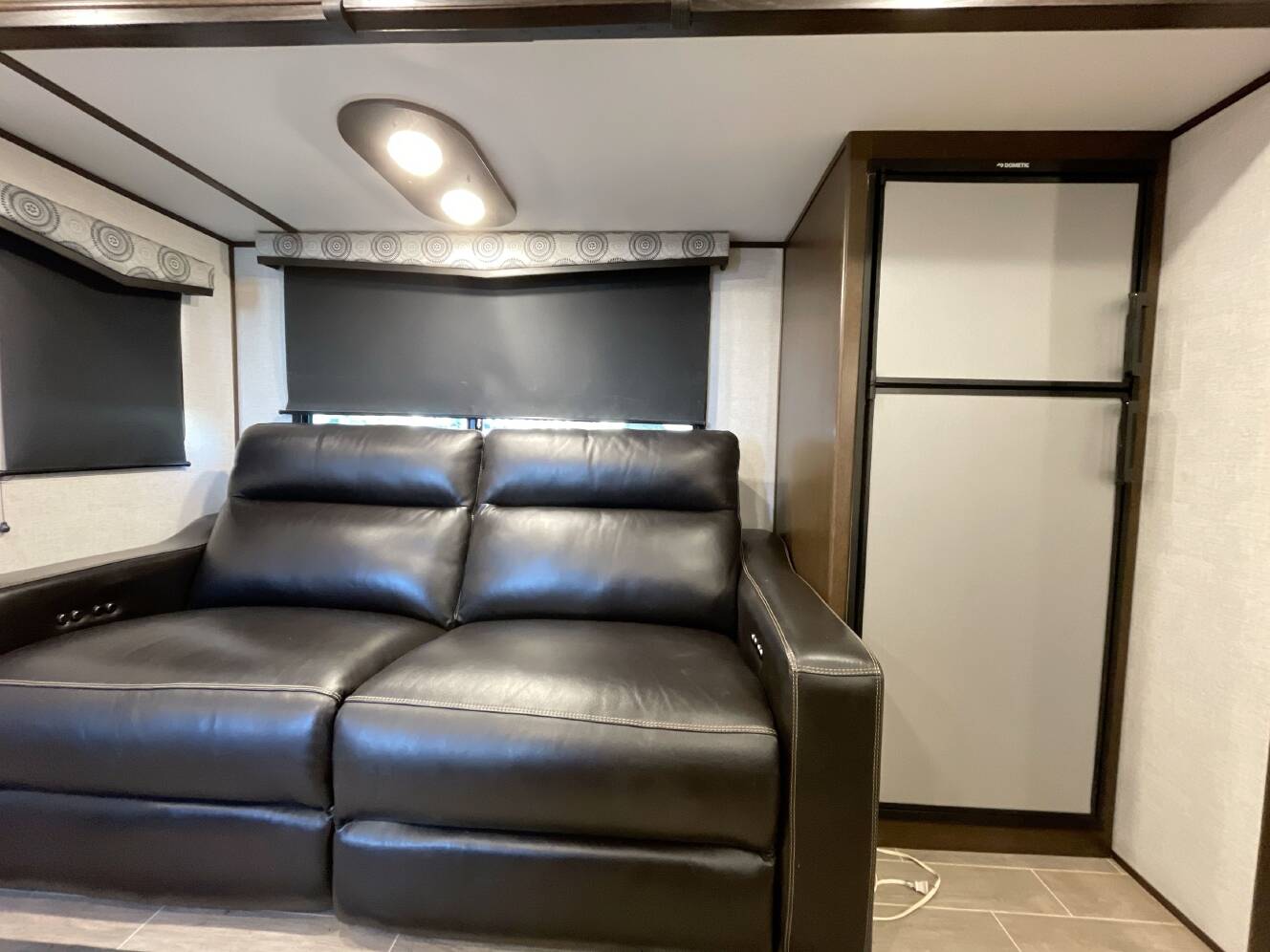 A photo of this 2021 Dutchmen ATLAS 2202RB