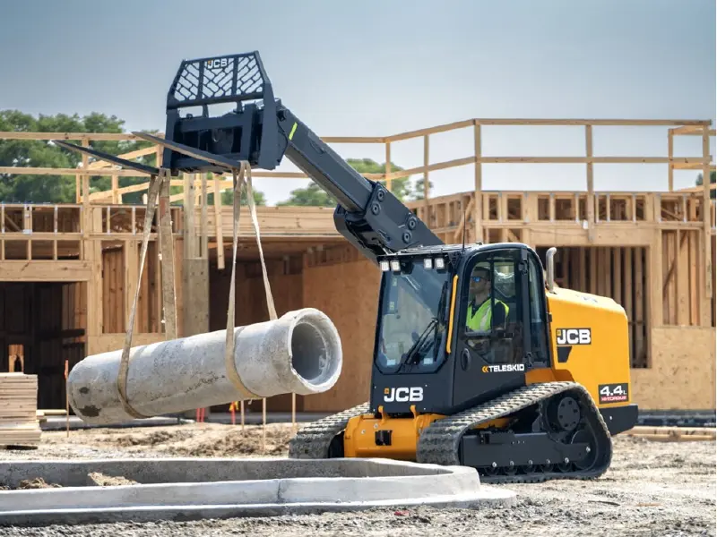 2026 JCB 4TS-8T