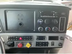 2022 FREIGHTLINER CASCADIA 126