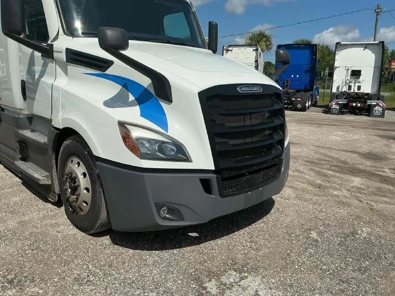 2022 FREIGHTLINER CASCADIA 126