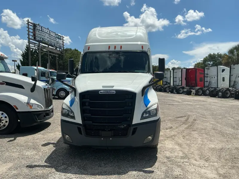 2022 FREIGHTLINER CASCADIA 126