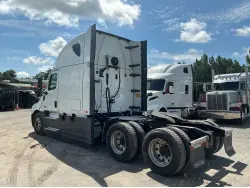 2022 FREIGHTLINER CASCADIA 126