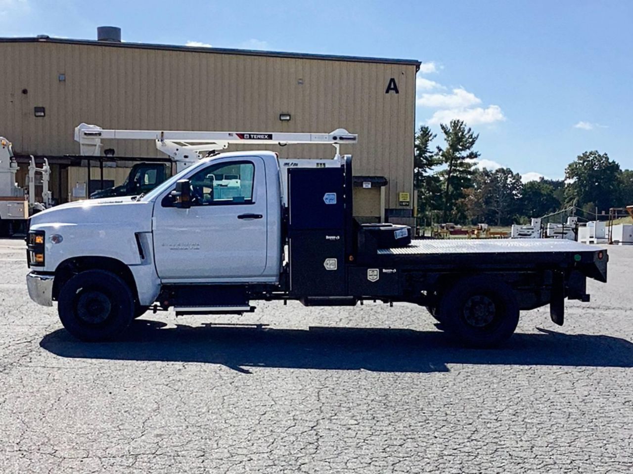 2023 CHEVROLET 5500 in Cinnaminson, NJ