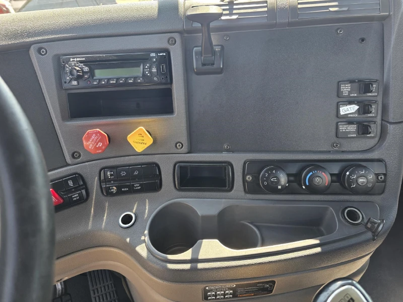 2014 FREIGHTLINER CASCADIA 125