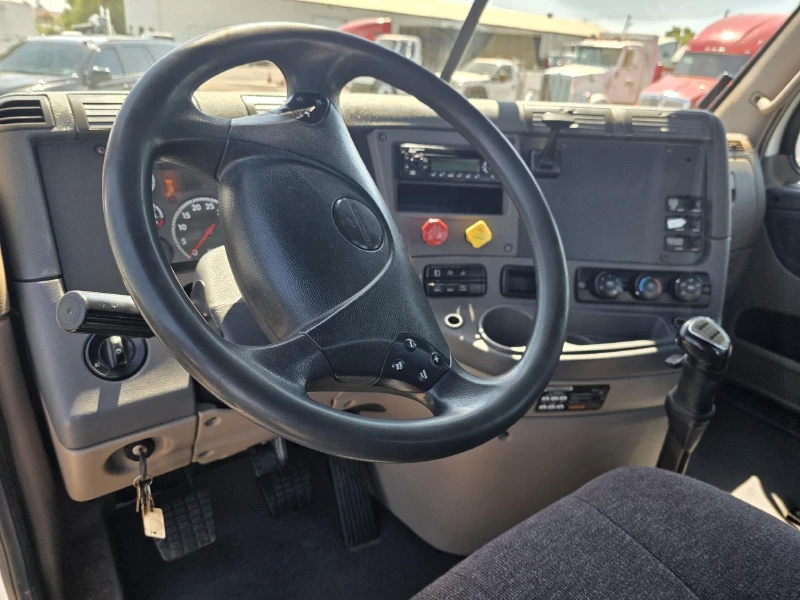 2014 FREIGHTLINER CASCADIA 125