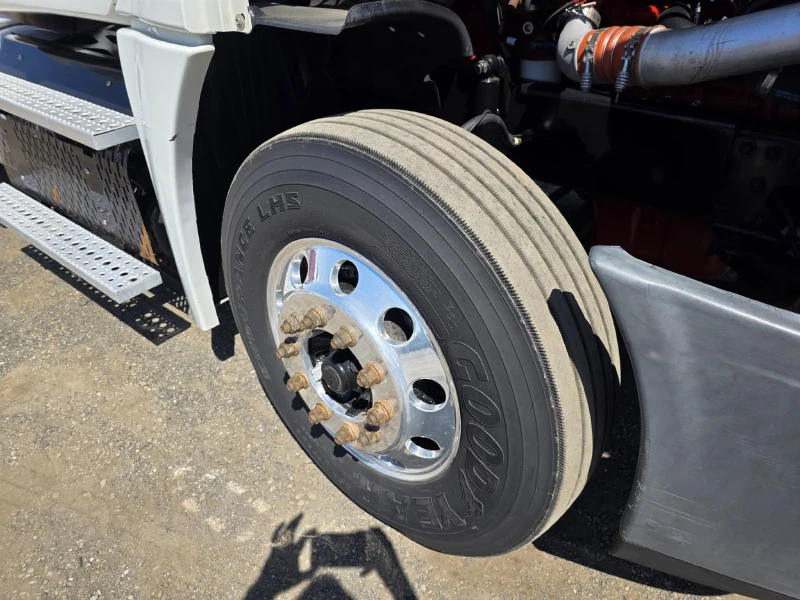 2014 FREIGHTLINER CASCADIA 125
