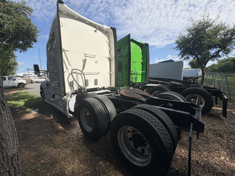 2020 KENWORTH Tractor Truck
