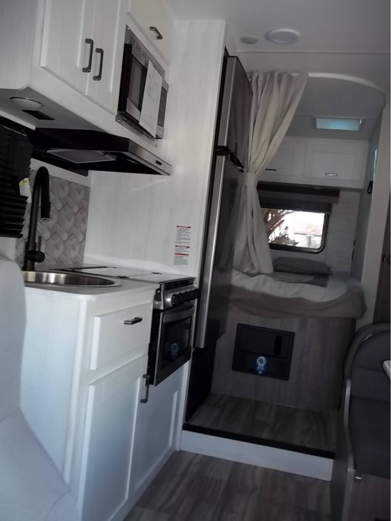 A photo of this 2025 Gulf Stream Conquest 6237
