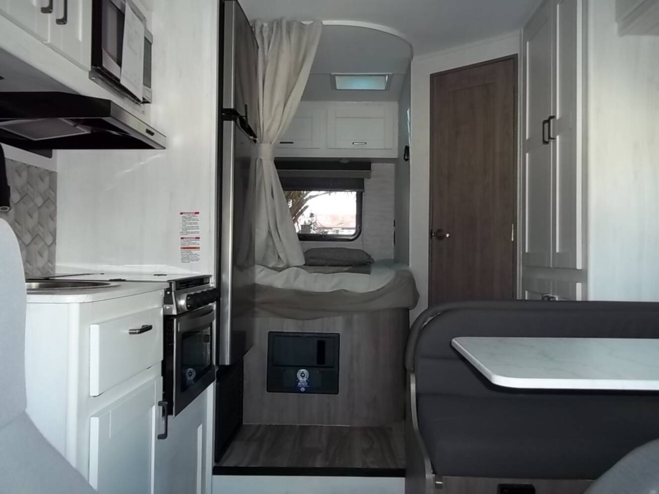 A photo of this 2025 Gulf Stream Conquest 6237