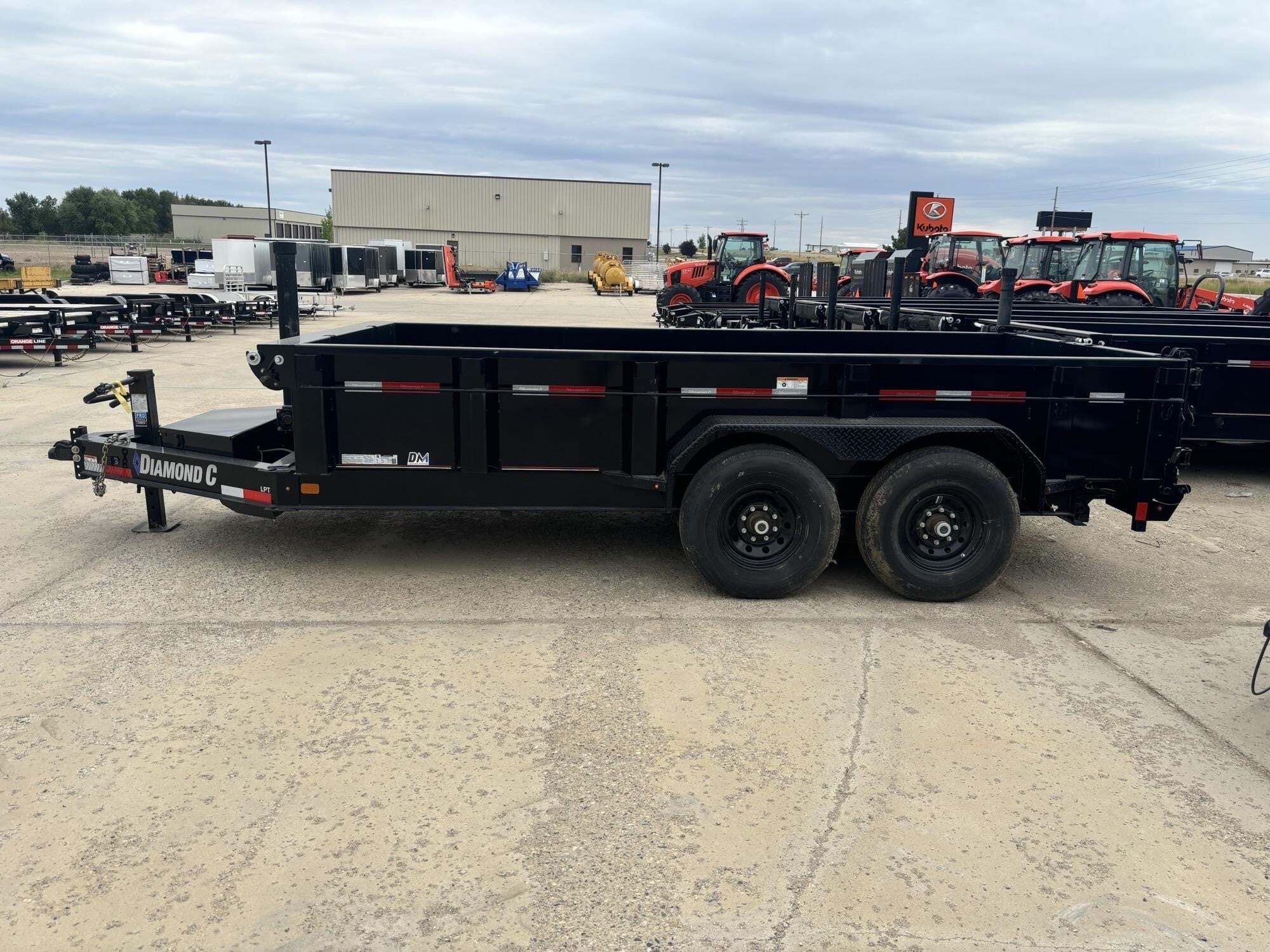 2023 DIAMOND C LPT in Minot, ND