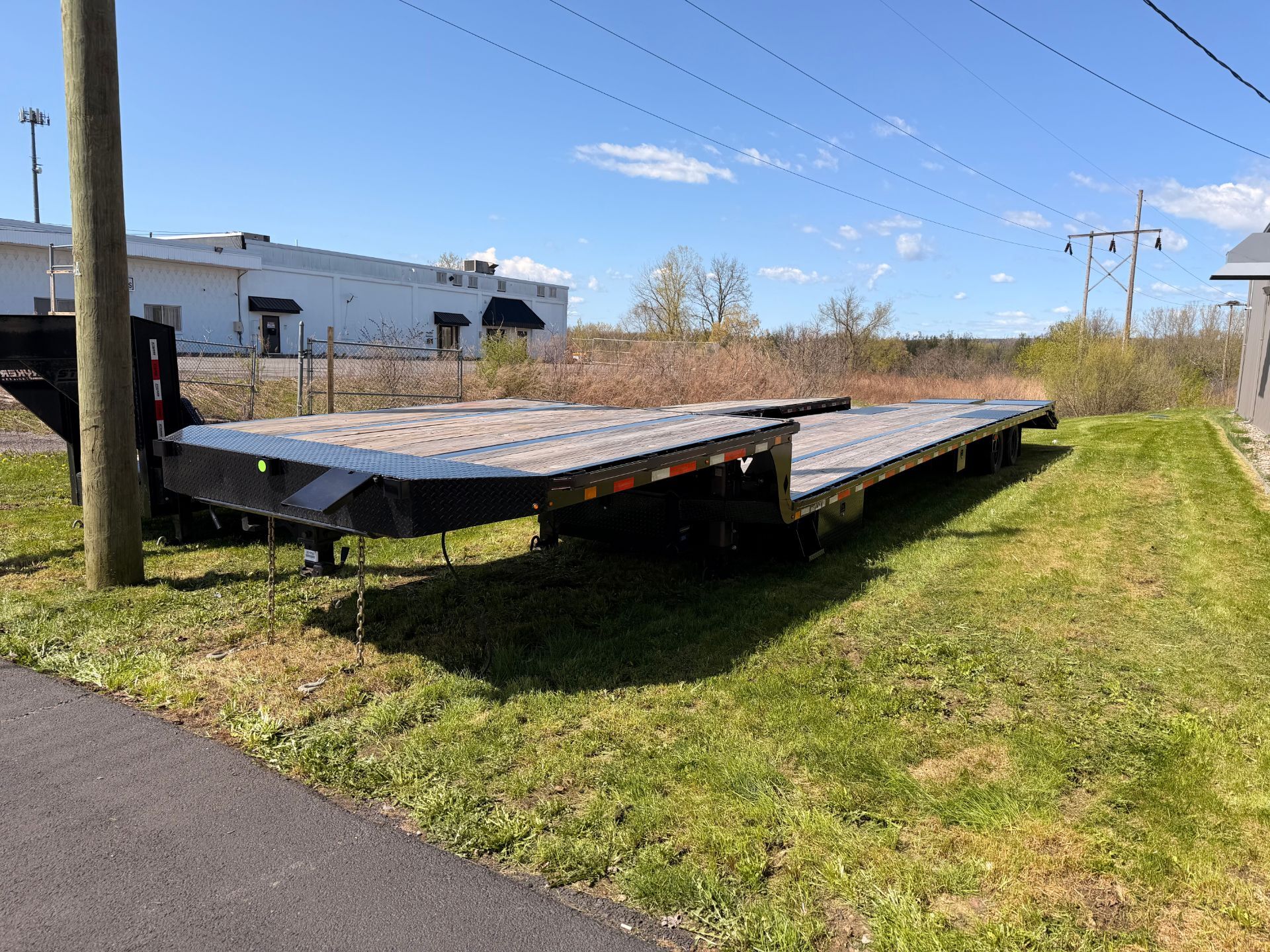 2025 Diamond C  SDX 212 STEP DECK in utica NY