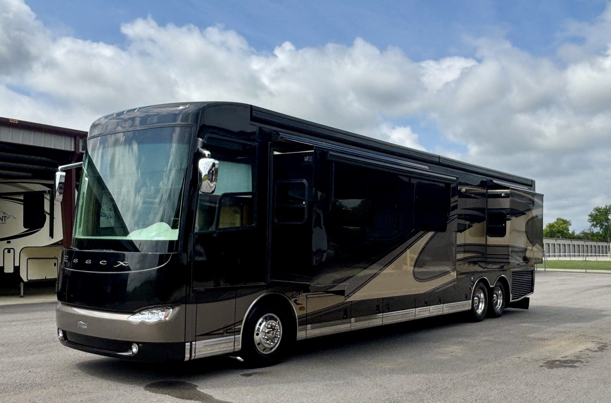 2009 Newmar ESSEX 4502 RV