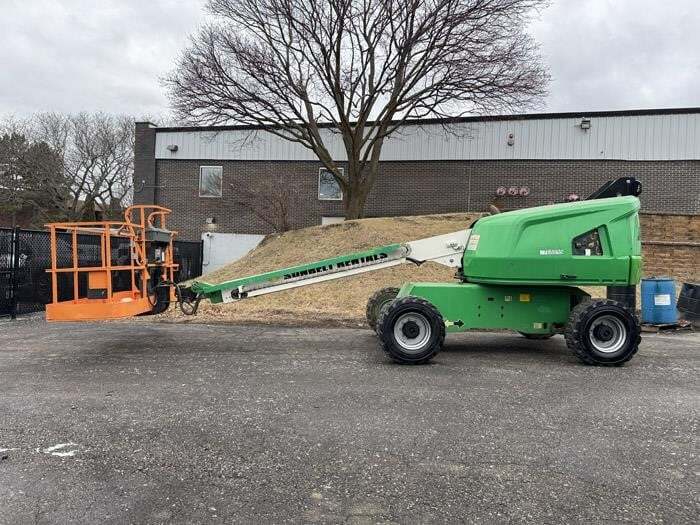 2015 JLG 400S in Palmetto, FL