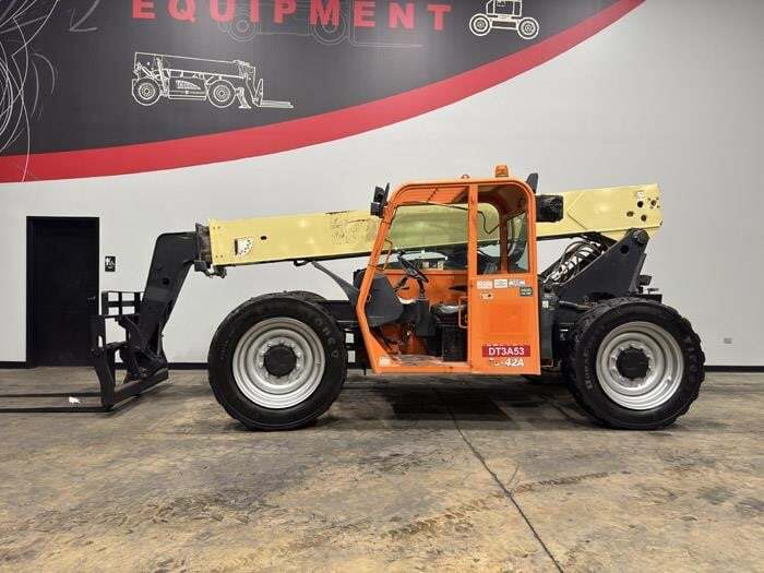2015 JLG G6-42A in Palmetto, FL