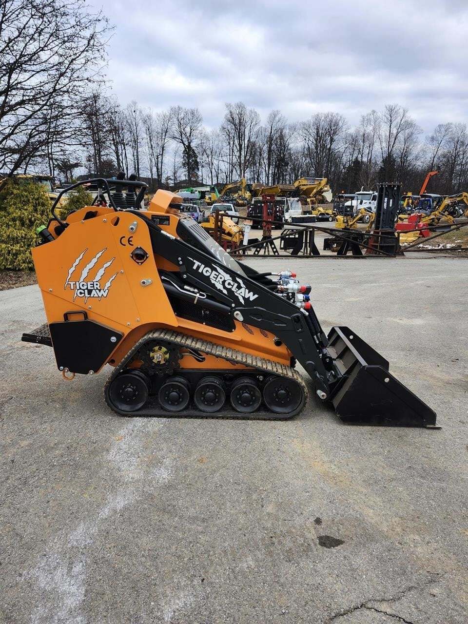 2025 TIGER CLAW TC3000T in Bardstown, KY