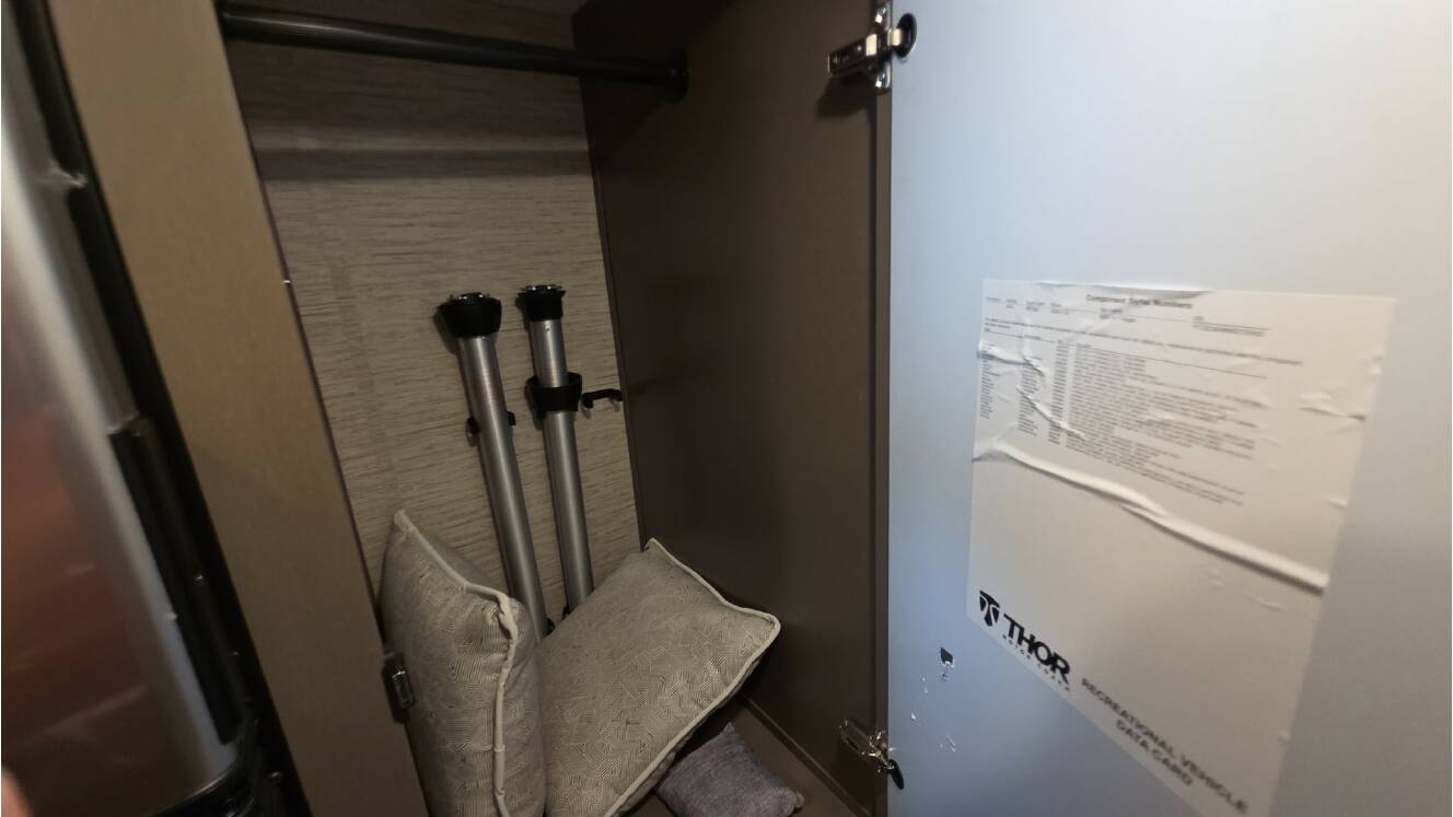 A photo of this 2026 Thor Motor Coach Four Winds 29K