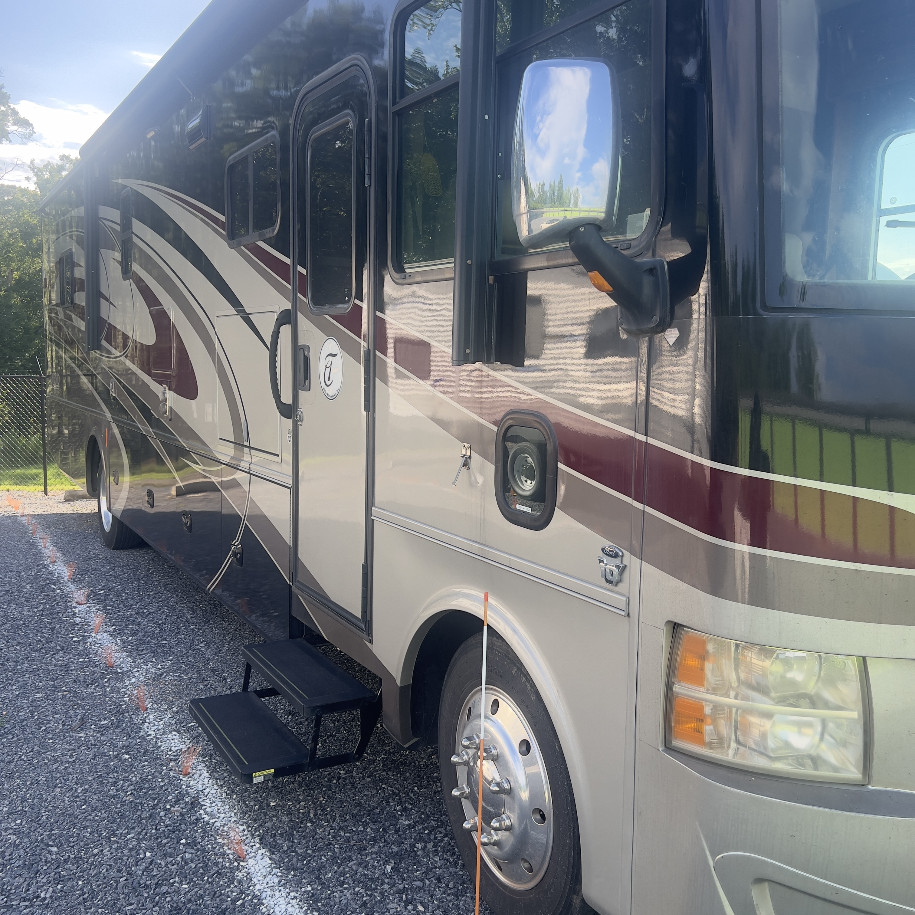 2016 Tiffin Motorhomes ALLEGRO OPEN ROAD 36 LA in eclectic AL