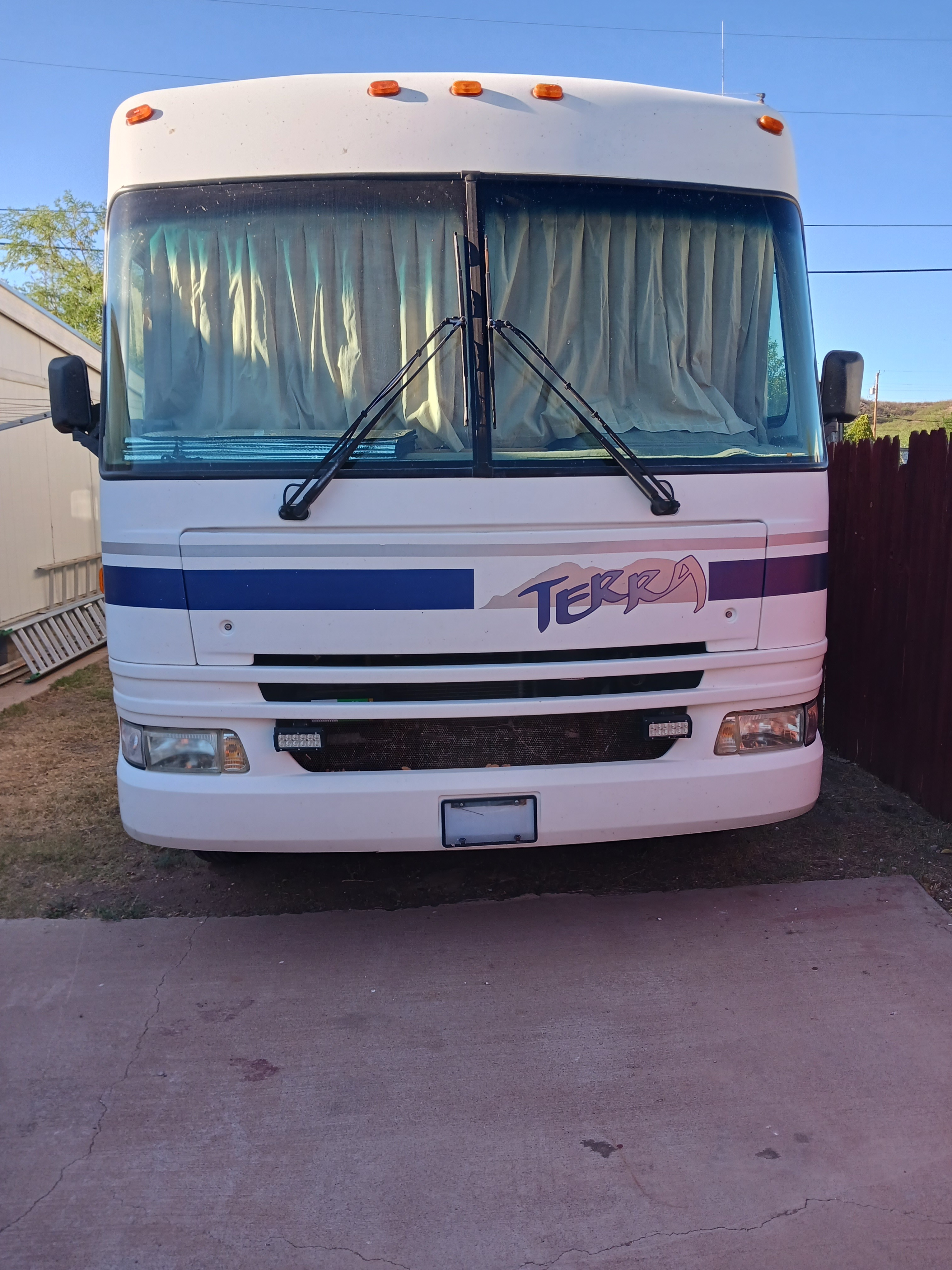 2003 Fleetwood TERRA 31H RV