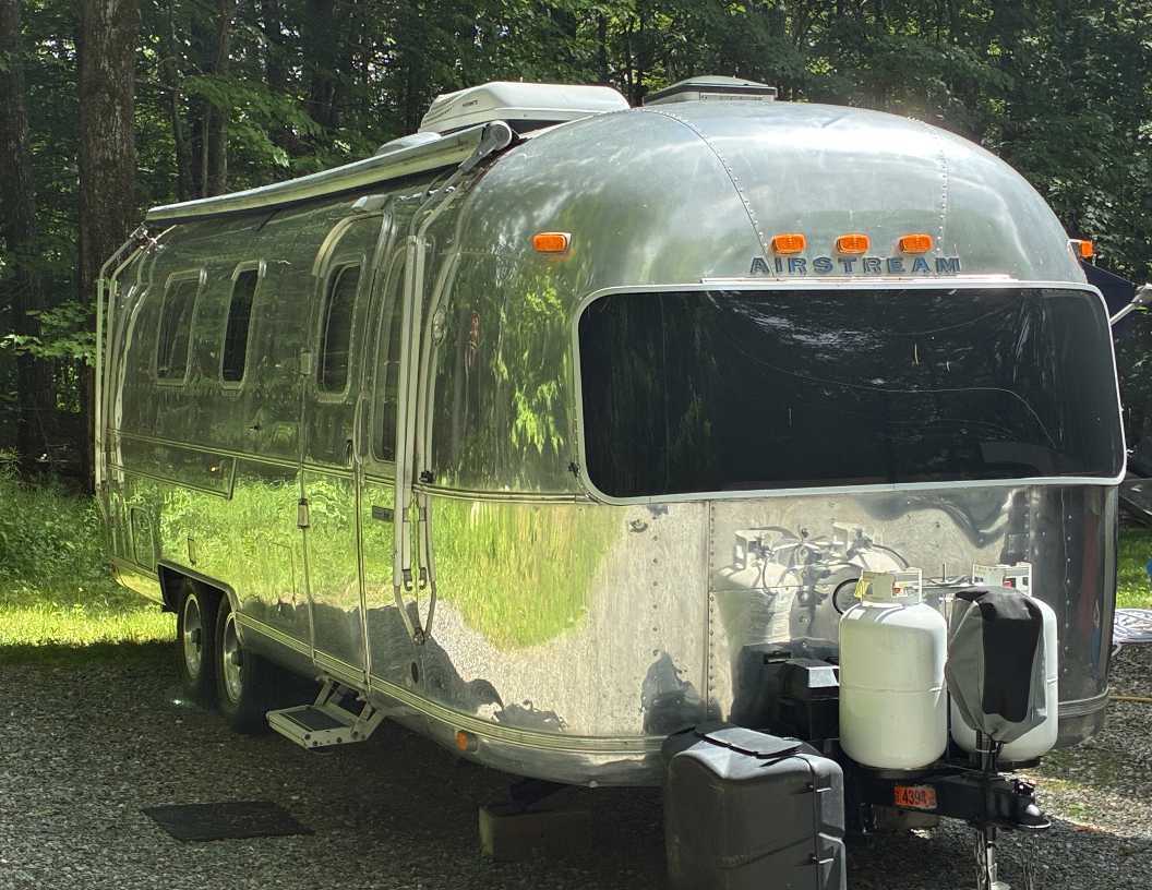 1979 Airstream AMBASSADOR 28D in newbury NH