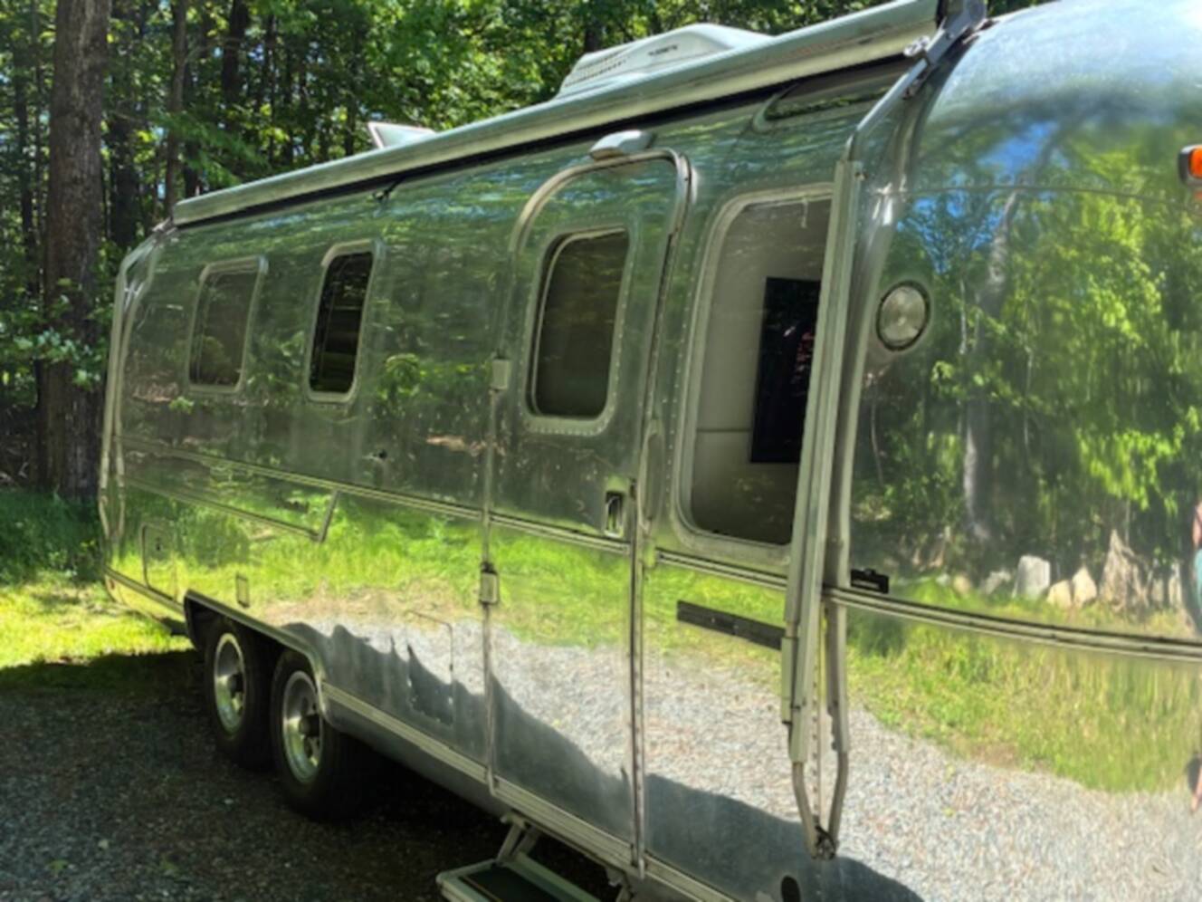 A photo of this 1979 Airstream AMBASSADOR 28D
