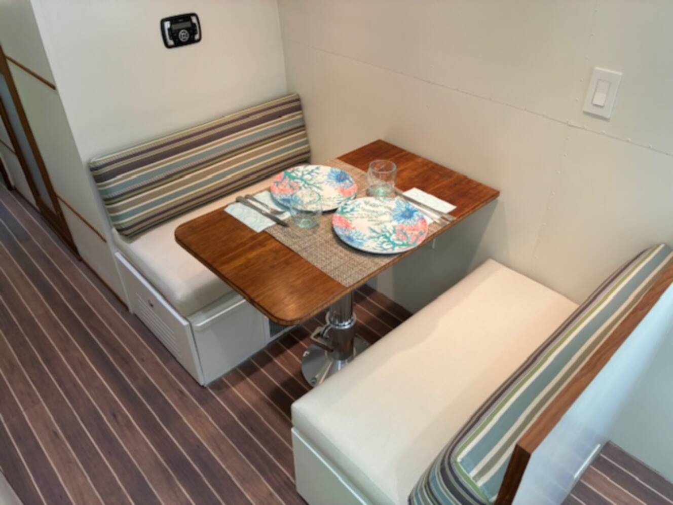 A photo of this 1979 Airstream AMBASSADOR 28D