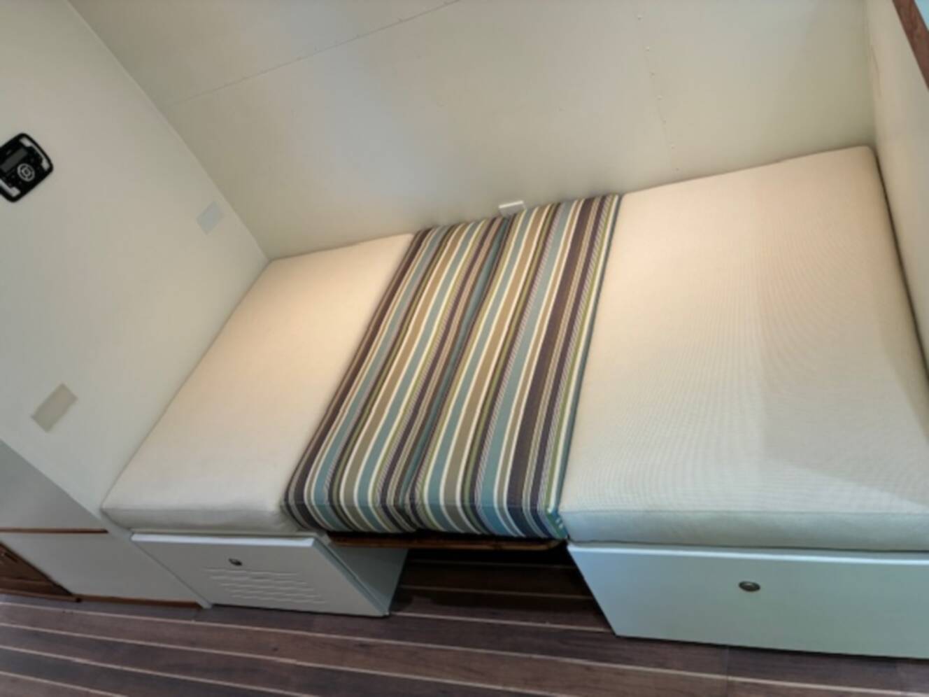 A photo of this 1979 Airstream AMBASSADOR 28D