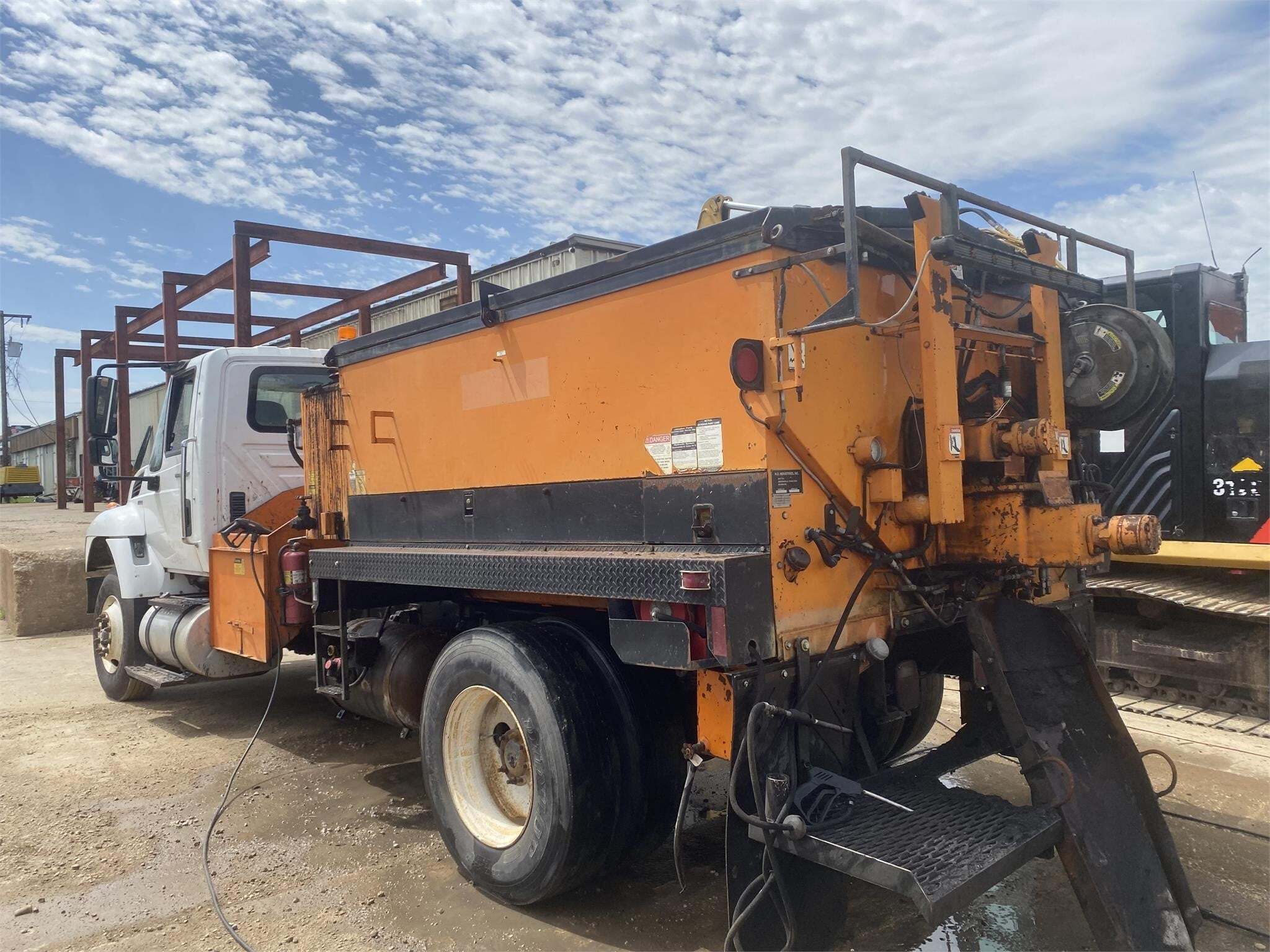 2012 INTERNATIONAL WORKSTAR 7400 in Irving, TX
